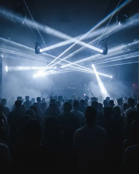 Visuel d'illustration de Curses! · Sala Nazca (Sala Nazca, Madrid, Espagne, 6 novembre 2026)