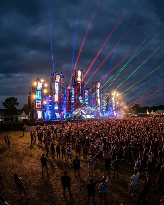 Visuel d'illustration de Dour Festival (Plaine de la Machine à Feu, Dour, Belgique, 15 juillet 2026)