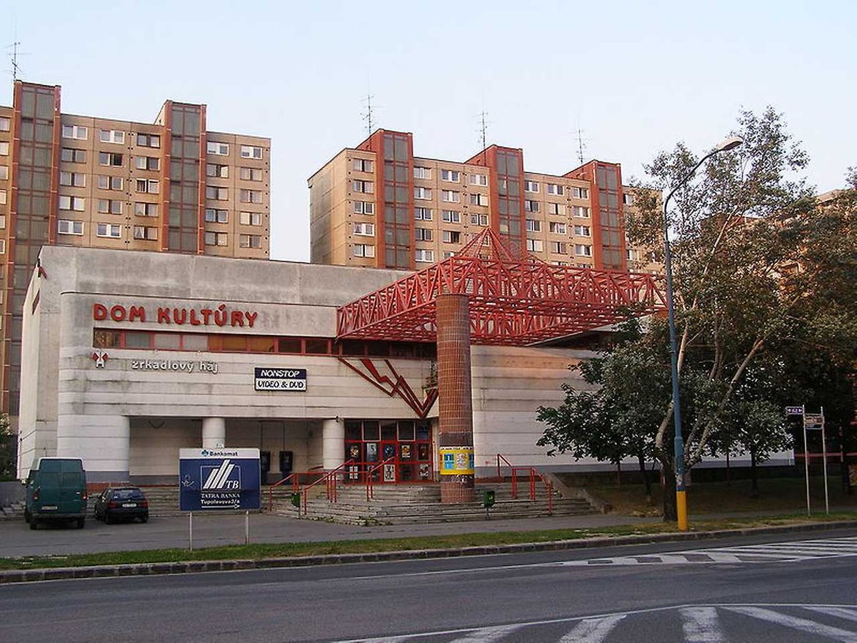 Photo de Ventolin et FVLCRVM à Bratislava (DK Zrkadlový háj, Bratislava, Slovaquie, 6 novembre 2026)