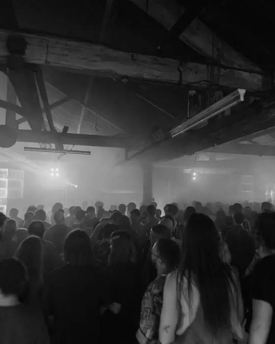 Photo de En Masse x Sawmills: Helena Hauff b2b Batu (Sawmills, Bristol, Royaume-Uni, 14 novembre 2026)
