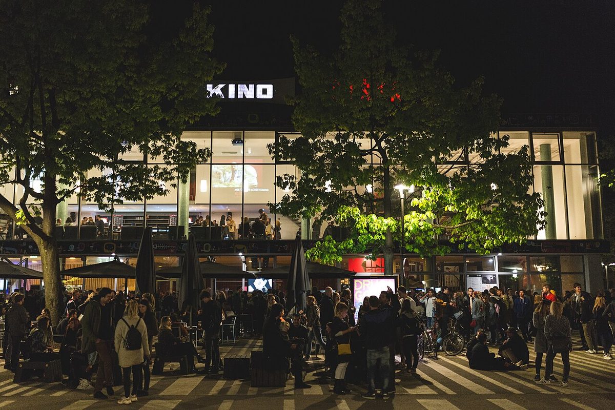 Photo de Clockwork Voltage : Sarah Sommers (Kino Šiška, Ljubljana, Slovénie, 23 octobre 2026)