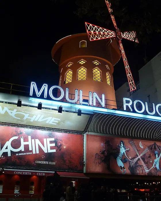Photo de Il Est Vilaine à La Machine du Moulin Rouge (La Machine du Moulin Rouge, Paris, France, 1 avril 2027)