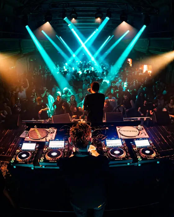 Photo de Star Warz: Final Edition (Vooruit (VIERNULVIER), Ghent, Belgique, 3 octobre 2026)
