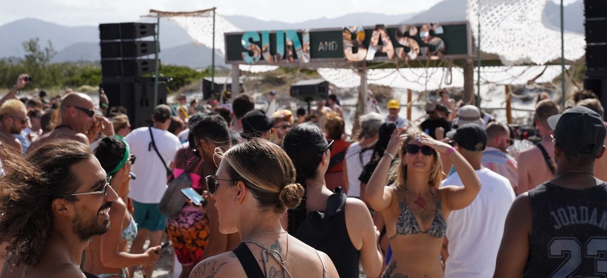 Photo de SUNANDBASS (Ambra Night, plage de La Cinta et clubs de San Teodoro, San Teodoro, Italie, 5 septembre 2026)